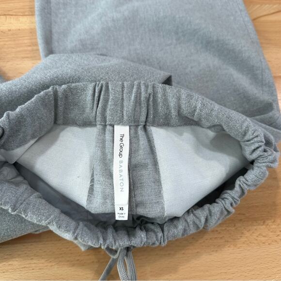 Aritzia Babaton Baggy Wide Leg Crop Pants High Waisted Stretch Business Casual - Picture 6 of 8